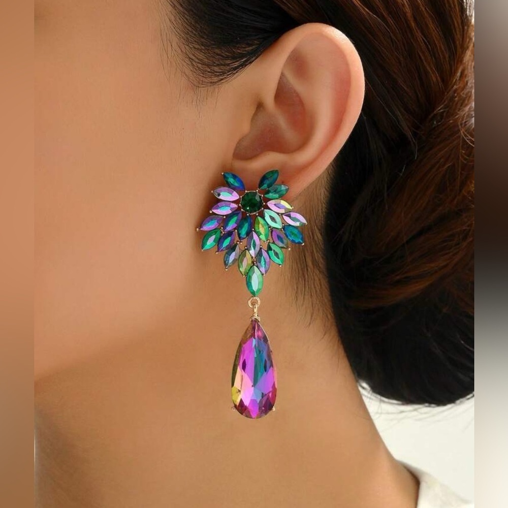 Elegant Glass Natural Earrings Green Pink